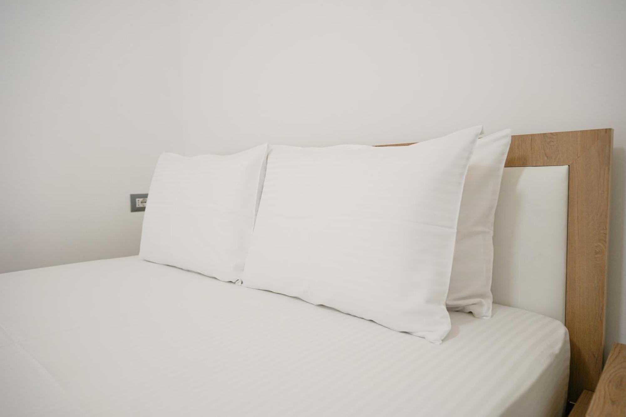 Ora Apartments Gjirokaster Ngoại thất bức ảnh